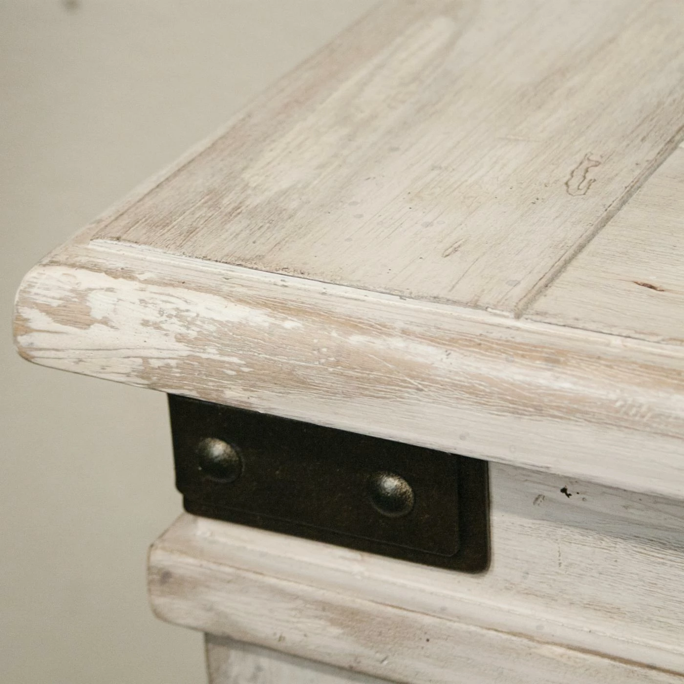 Cheapest 👏 Wood Riverside Furniture Regan Sofa Table 💯 3 Cheapest 👏 Wood Riverside Furniture Regan Sofa Table 💯 - Image 3