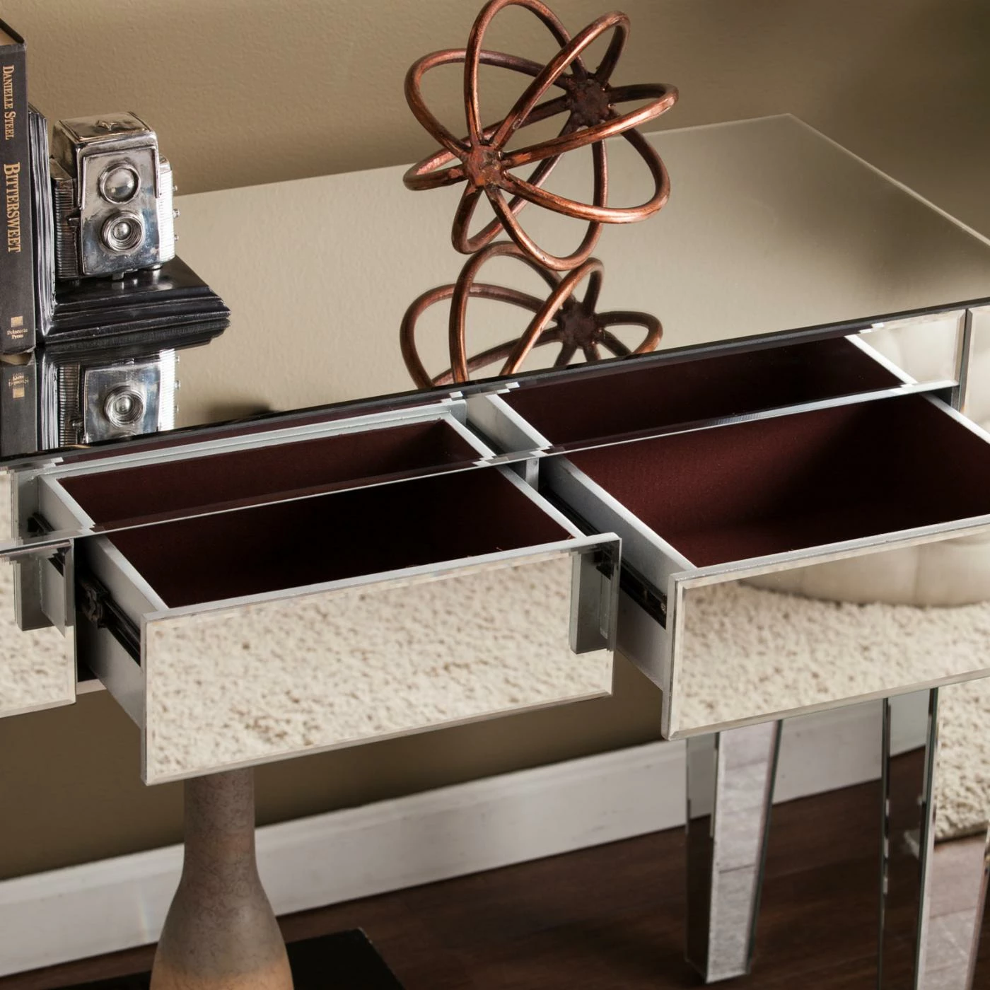 Outlet 💯 Glass Southern Enterprises Darien Contemporary Mirrored Console Table 🎁 - Image 3